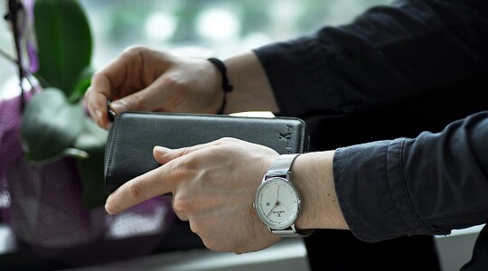 4 Expert Tips On How To Choose The Right Men’s Wallet